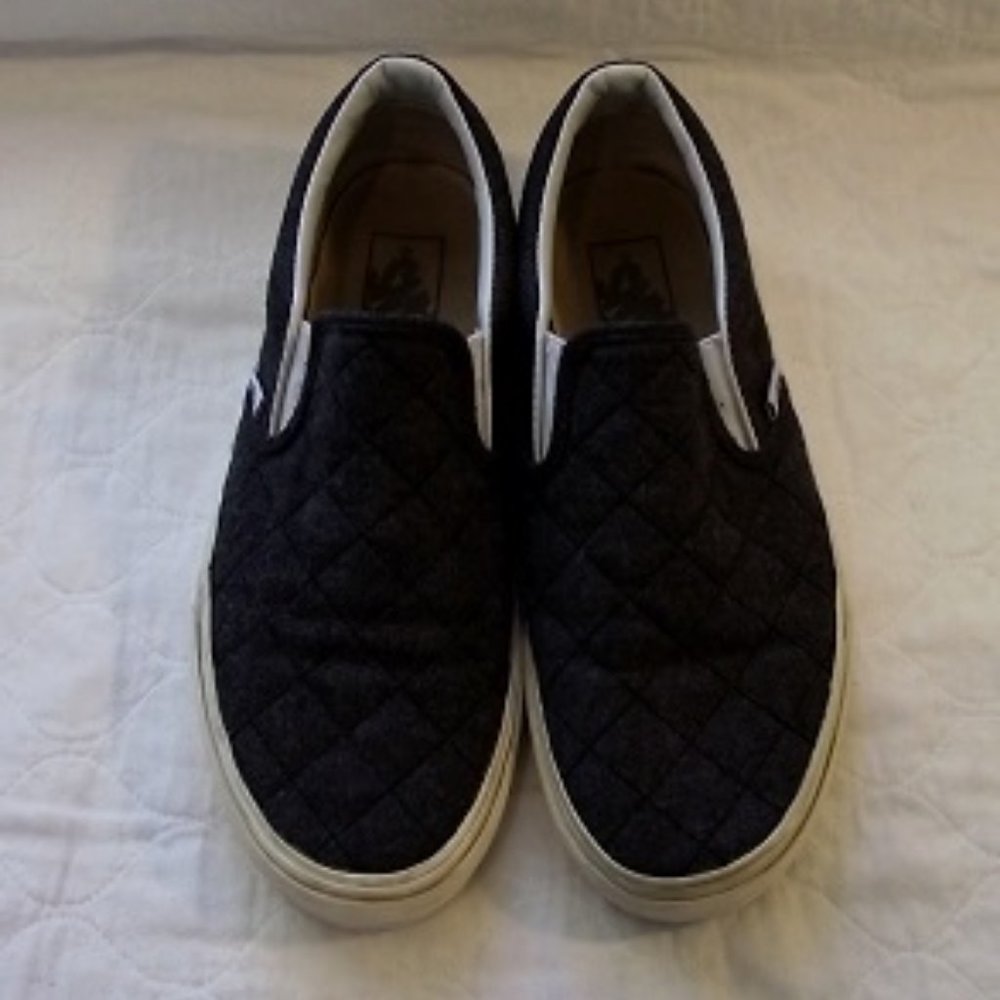 VANS Felt Quilted sneaker, women's, W7.5/M6, Gray